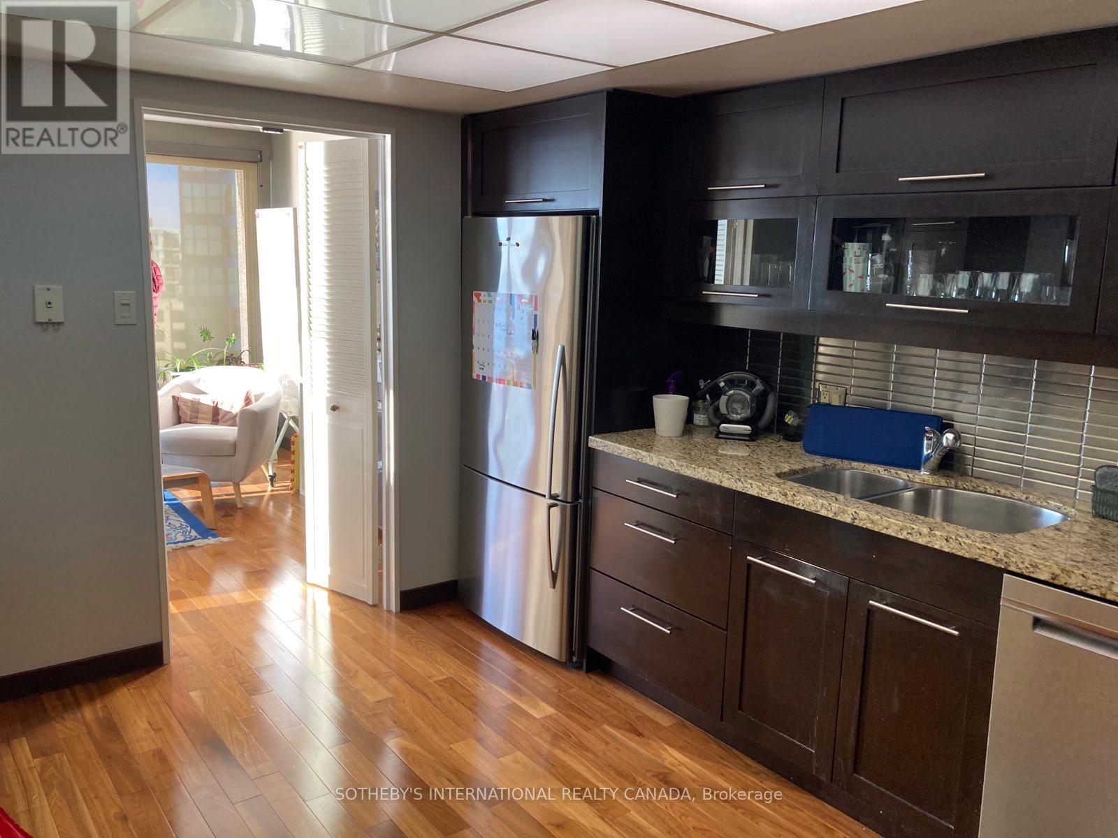 1414 - 55 Harbour Square, Toronto, Ontario  M5J 2L1 - Photo 22 - C12673654