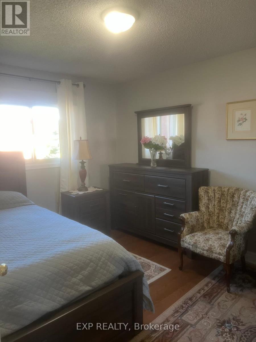 2 - 14 Griffiths Drive, Ajax (Central West), Ontario  L1T 3J3 - Photo 3 - E12673708