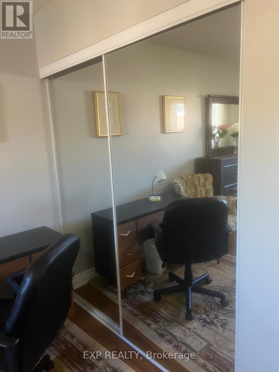 2 - 14 Griffiths Drive, Ajax (Central West), Ontario  L1T 3J3 - Photo 5 - E12673708