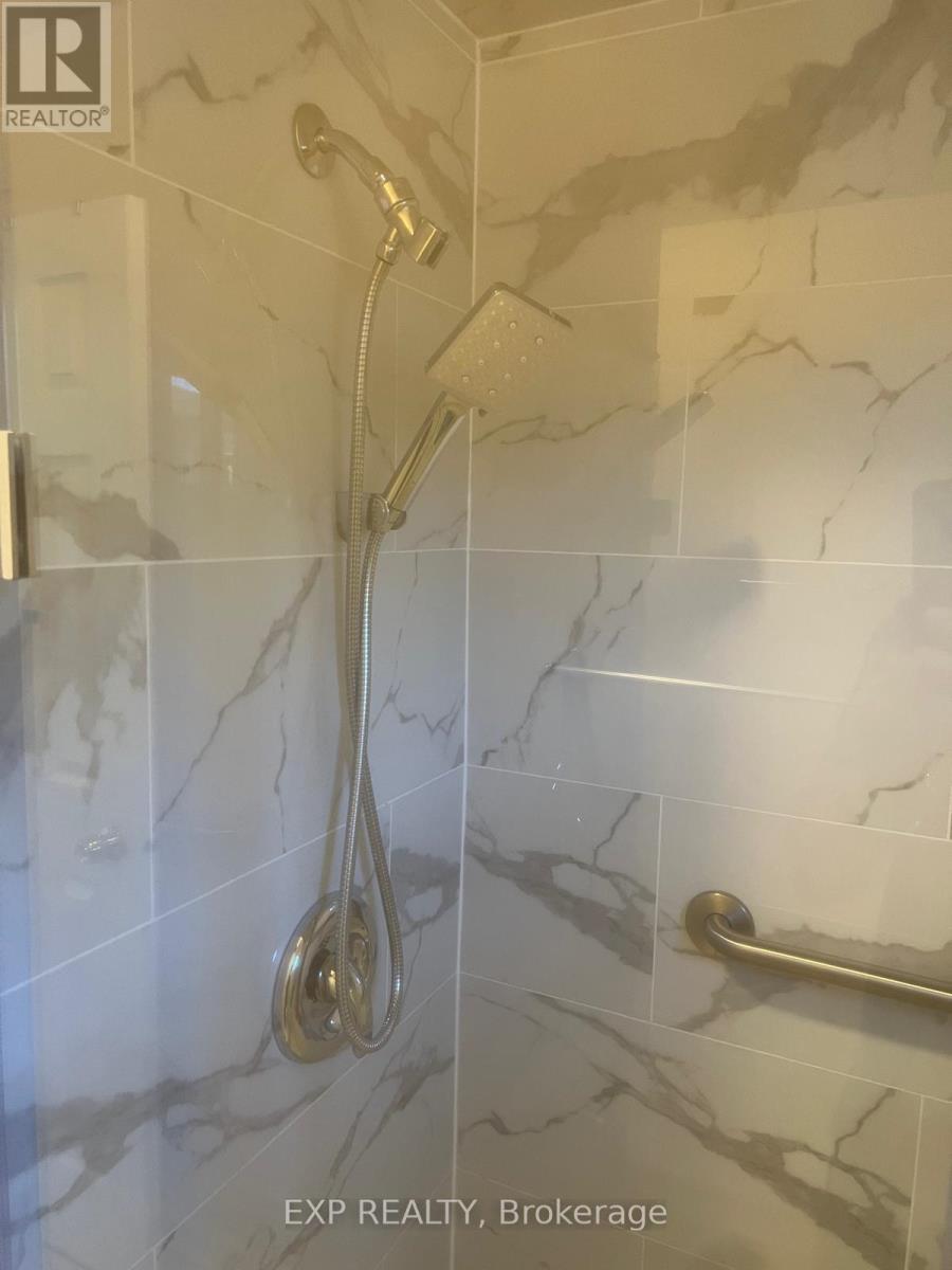 2 - 14 Griffiths Drive, Ajax (Central West), Ontario  L1T 3J3 - Photo 7 - E12673708