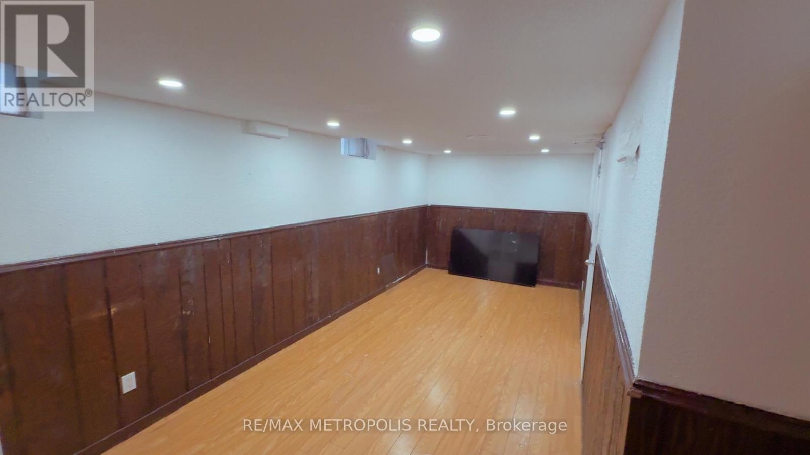 Bsmt - 78 Crittenden Square, Toronto (Malvern), Ontario  M1B 1V1 - Photo 2 - E12673728