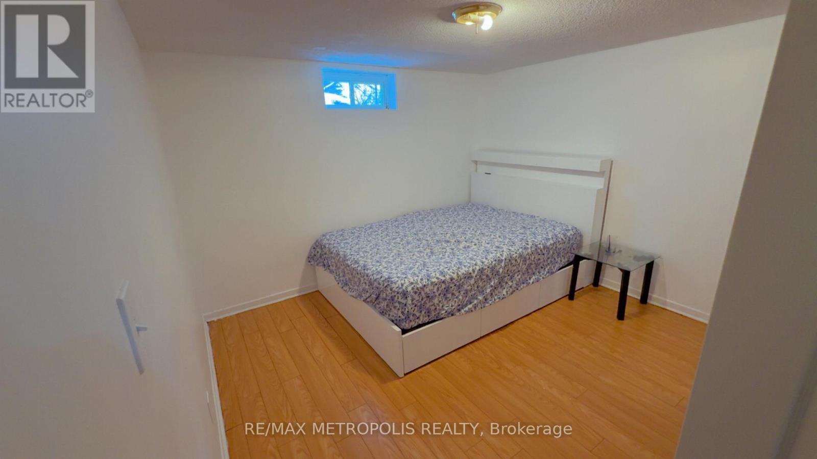 Bsmt - 78 Crittenden Square, Toronto (Malvern), Ontario  M1B 1V1 - Photo 4 - E12673728