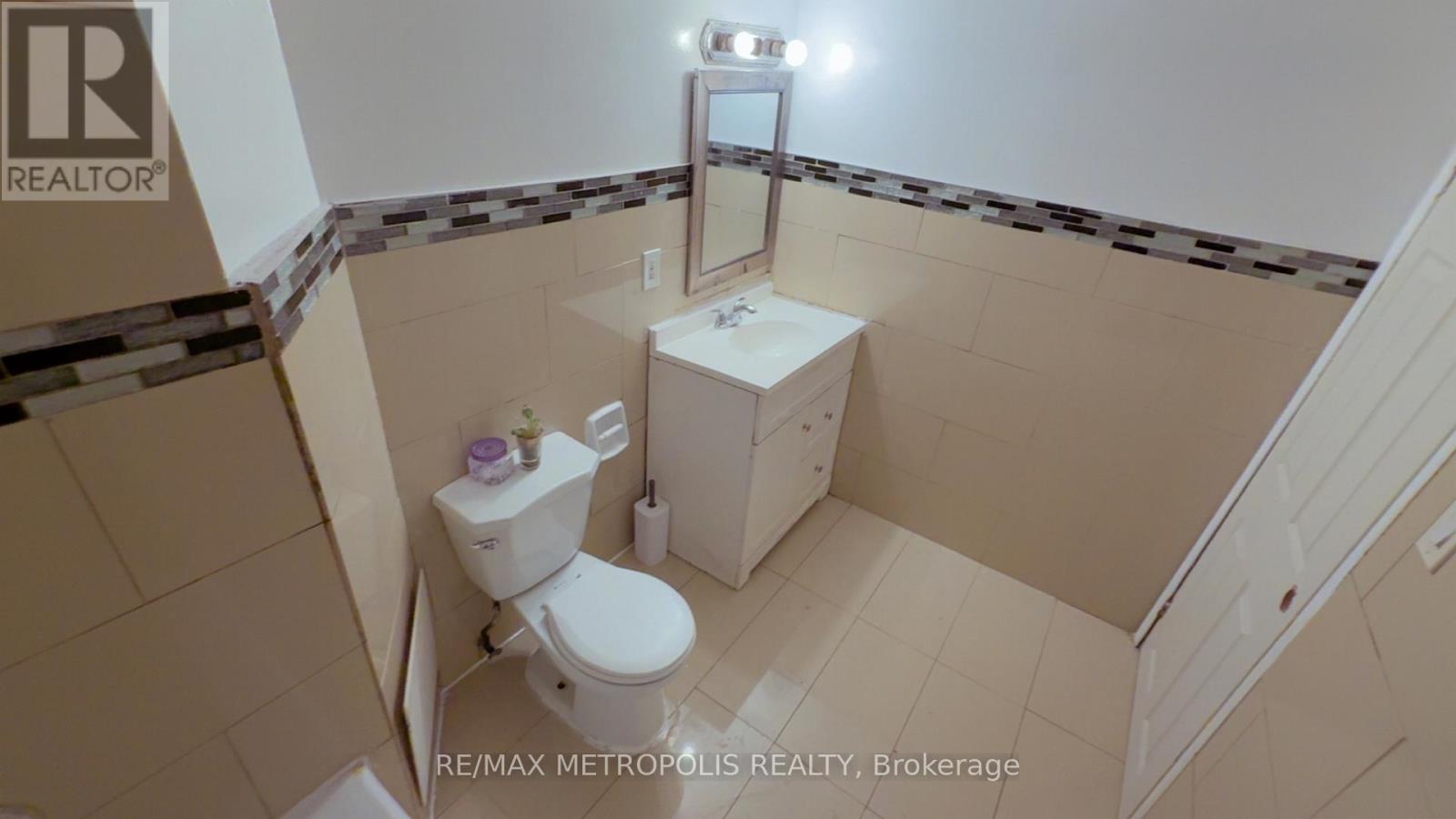 Bsmt - 78 Crittenden Square, Toronto (Malvern), Ontario  M1B 1V1 - Photo 9 - E12673728