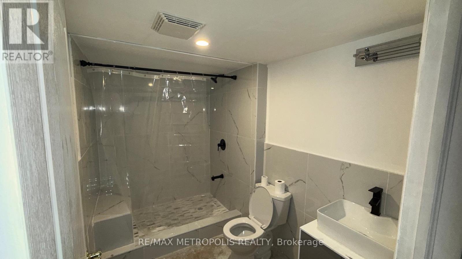 Basement - 1292 Ravencliffe Court, Oshawa (Taunton), Ontario  L1K 2Y3 - Photo 11 - E12673868