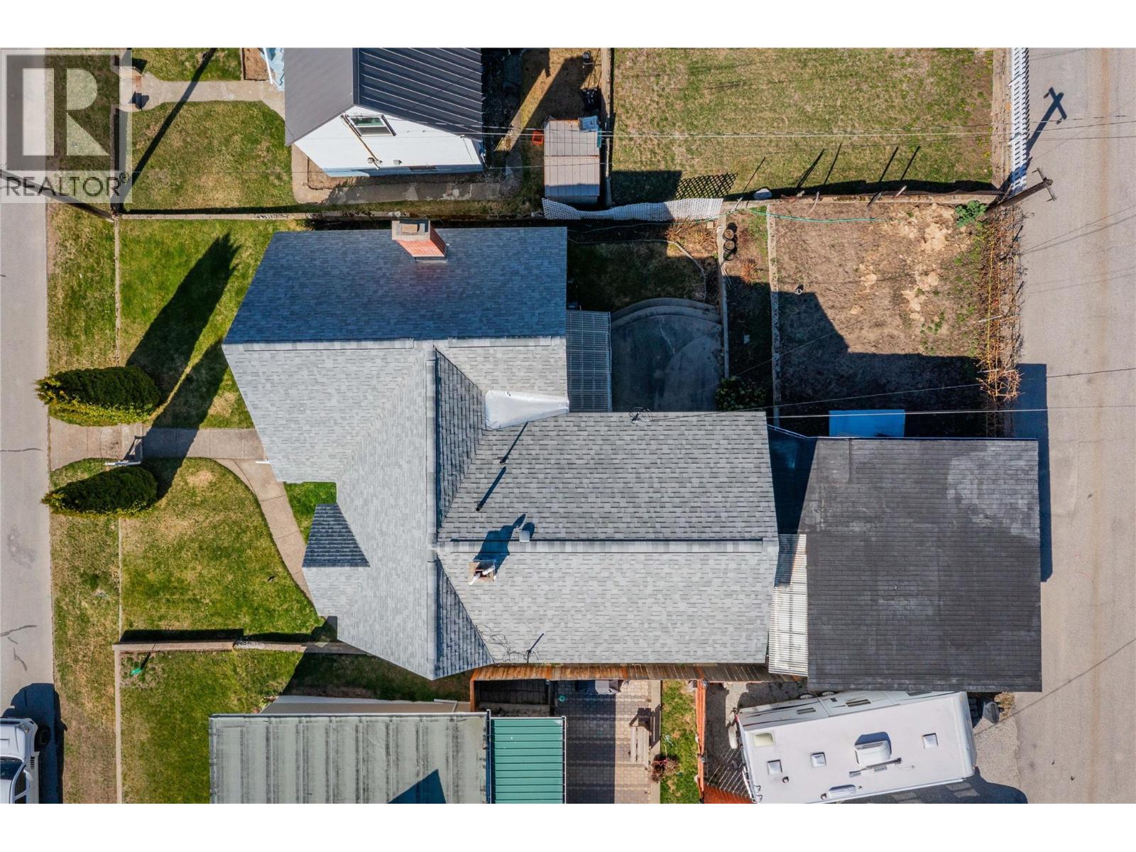 945 Thackeray Street, Warfield, British Columbia  V1R 2C3 - Photo 52 - 10372172