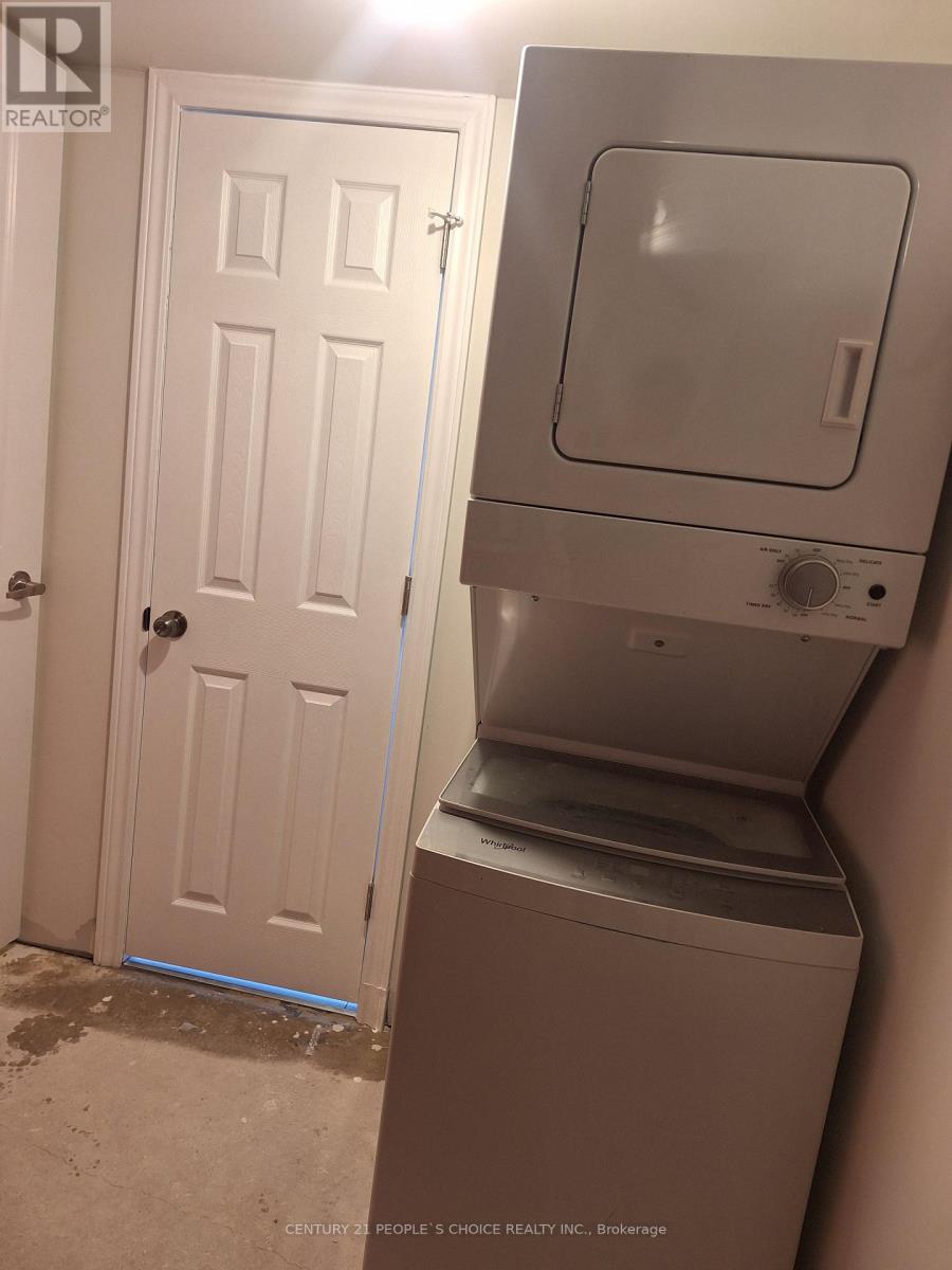 7 Silo Mews, Barrie, Ontario  L9J 0V3 - Photo 17 - S12499064