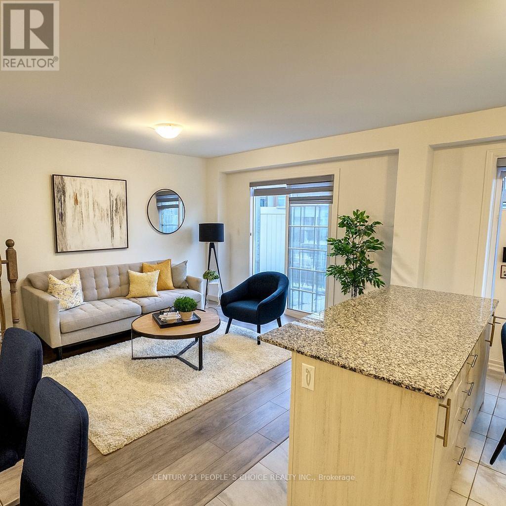 7 Silo Mews, Barrie, Ontario  L9J 0V3 - Photo 3 - S12499064