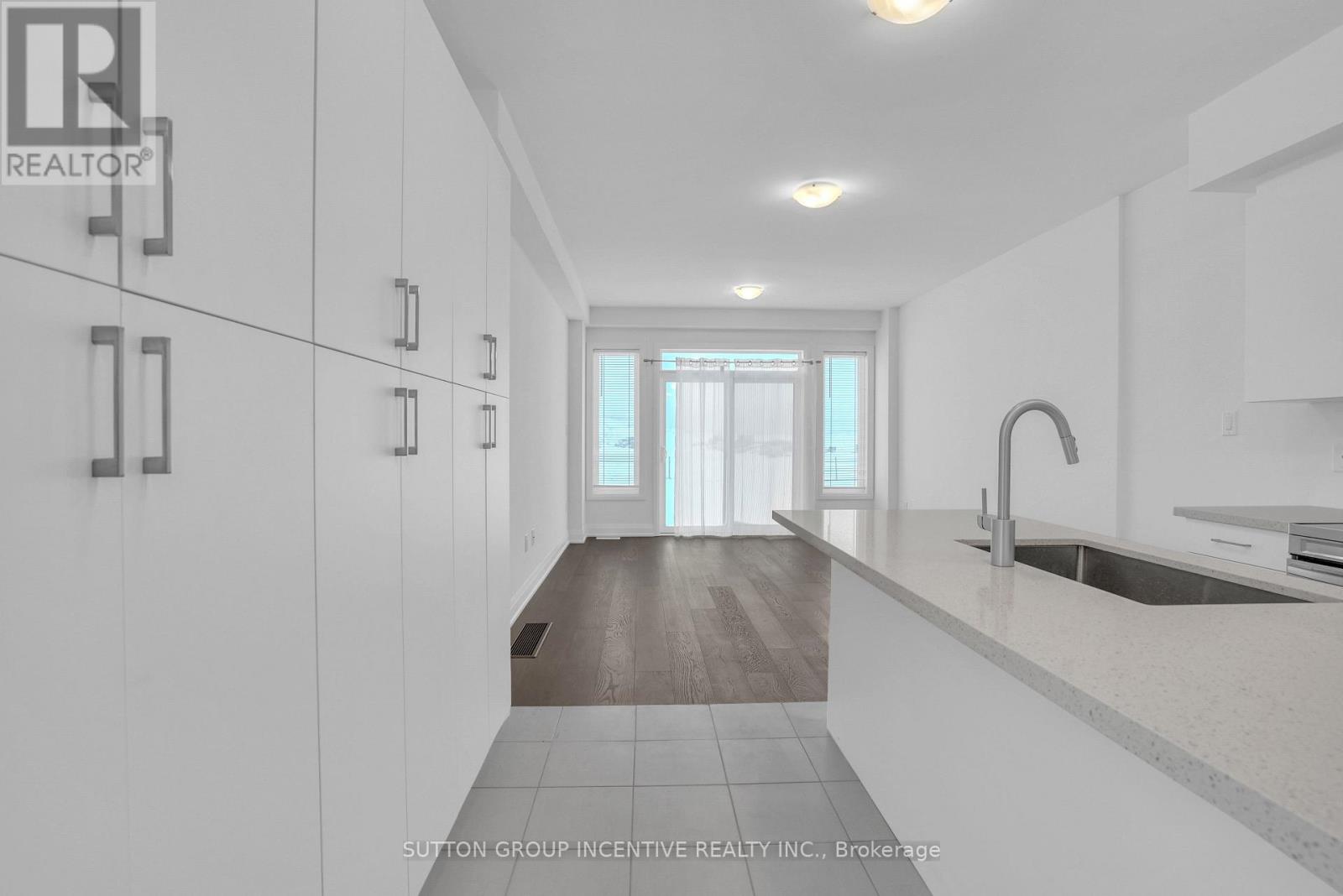 1 - 5 Ranch Terrace, Barrie, Ontario  L9J 0Y3 - Photo 8 - S12673800