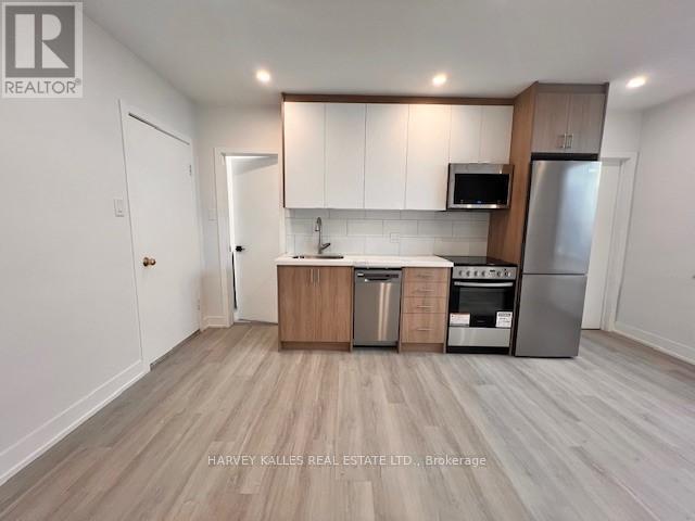 2 - 1982 Eglinton Avenue W, Toronto, Ontario  M6E 2J9 - Photo 2 - W12673690