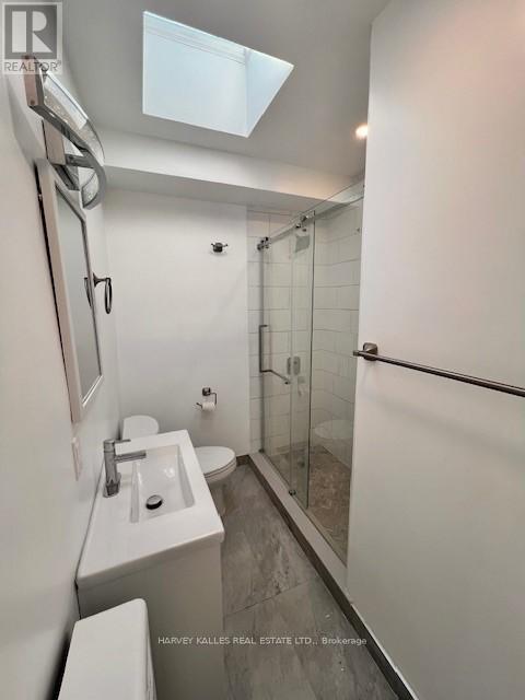 2 - 1982 Eglinton Avenue W, Toronto, Ontario  M6E 2J9 - Photo 8 - W12673690