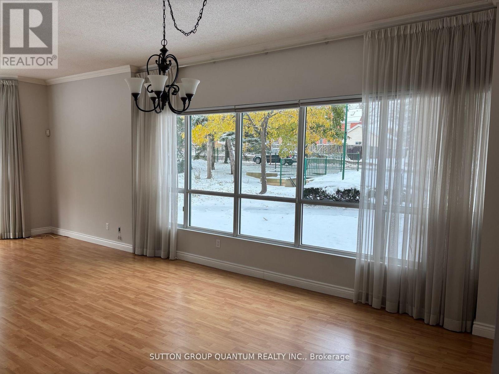 102 - 100 Millside Drive, Milton, Ontario  L9T 5E3 - Photo 11 - W12673742