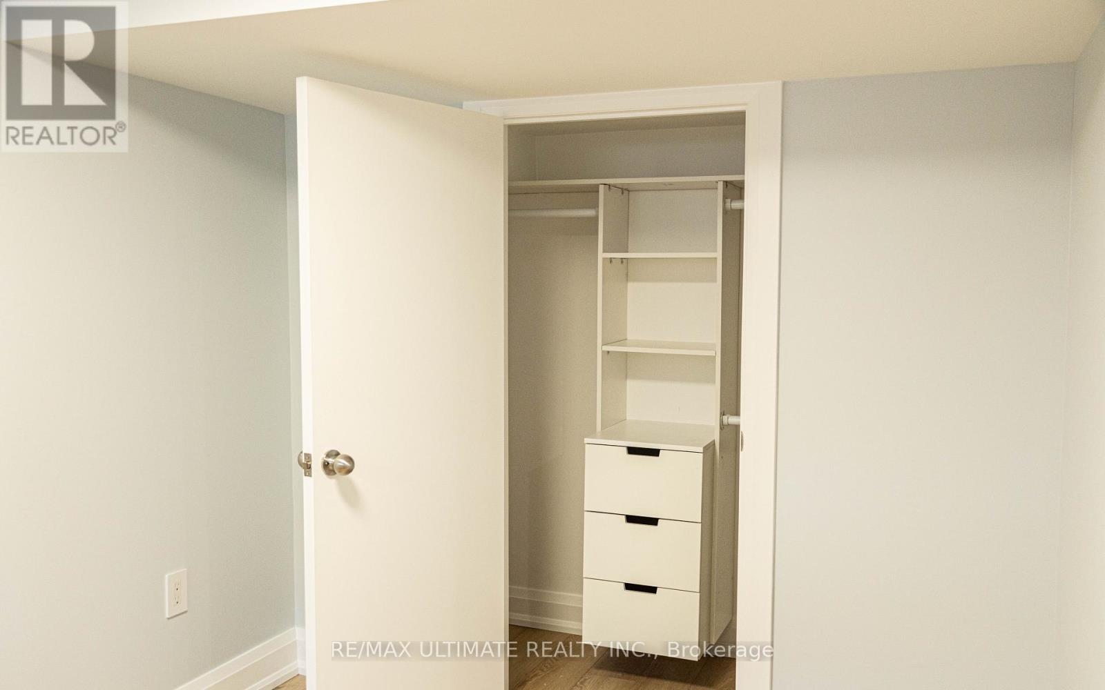 Lower - 103 Tavistock Road, Toronto, Ontario  M3M 2P1 - Photo 11 - W12673760