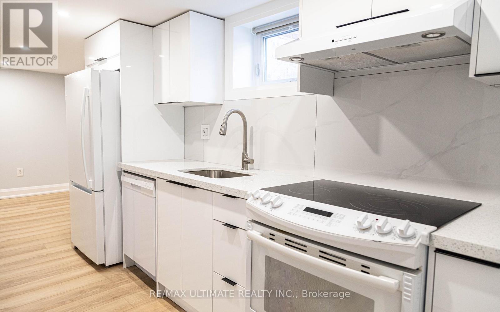 Lower - 103 Tavistock Road, Toronto, Ontario  M3M 2P1 - Photo 14 - W12673760