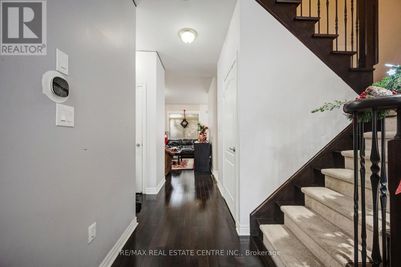 49 Wardsville Drive, Brampton, Ontario  L6Y 0T7 - Photo 17 - W12673764