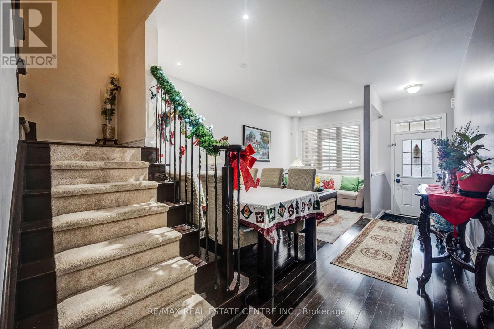 49 Wardsville Drive, Brampton, Ontario  L6Y 0T7 - Photo 18 - W12673764