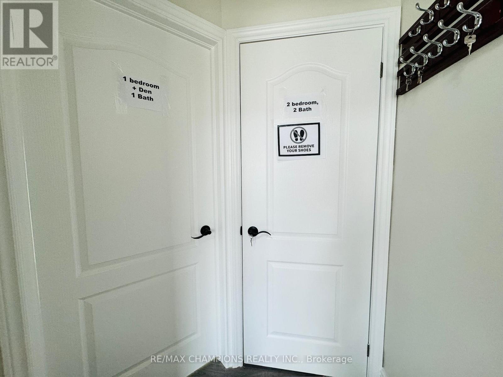 2nd Flr - 196 Caledonia Road, Toronto, Ontario  M6E 4S7 - Photo 2 - W12673766