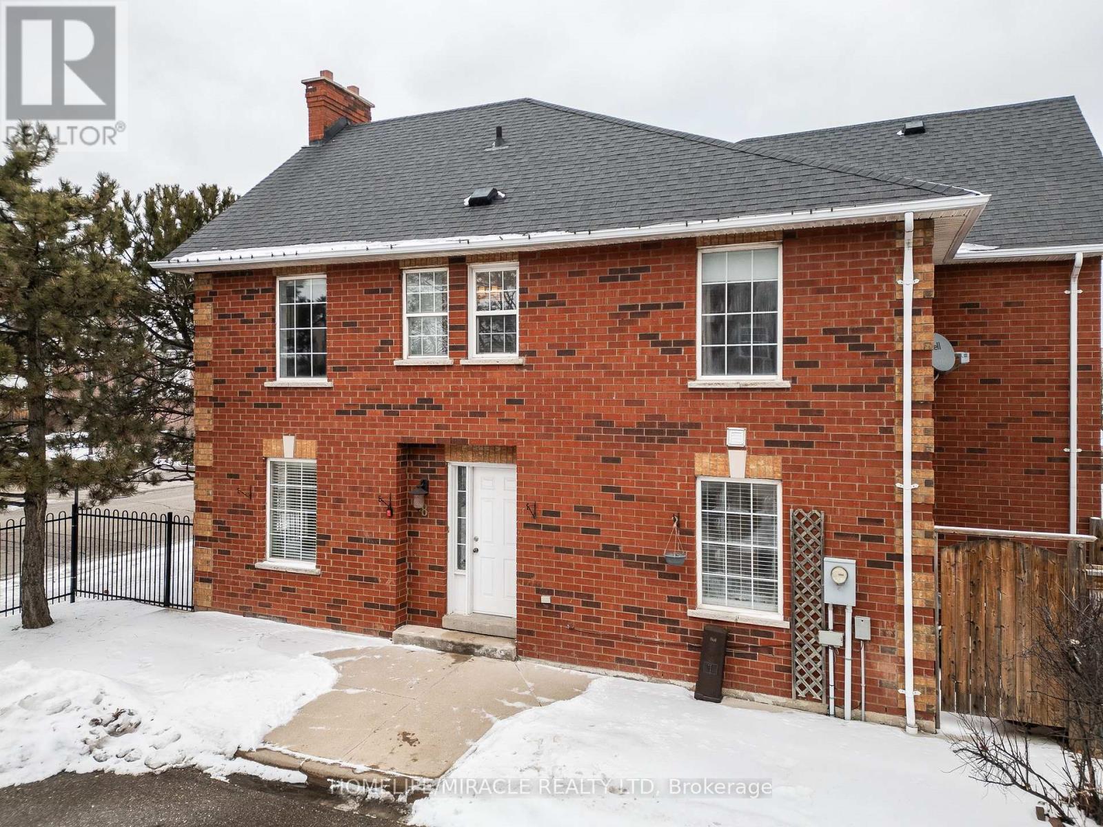 8 - 6860 Meadowvale Town Centre Circle, Mississauga, Ontario  L5N 7T4 - Photo 2 - W12673772