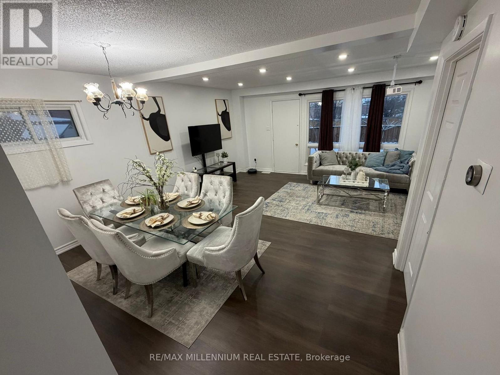 35 Scottsdale Court, Brampton, Ontario  L6W 3R8 - Photo 12 - W12673776