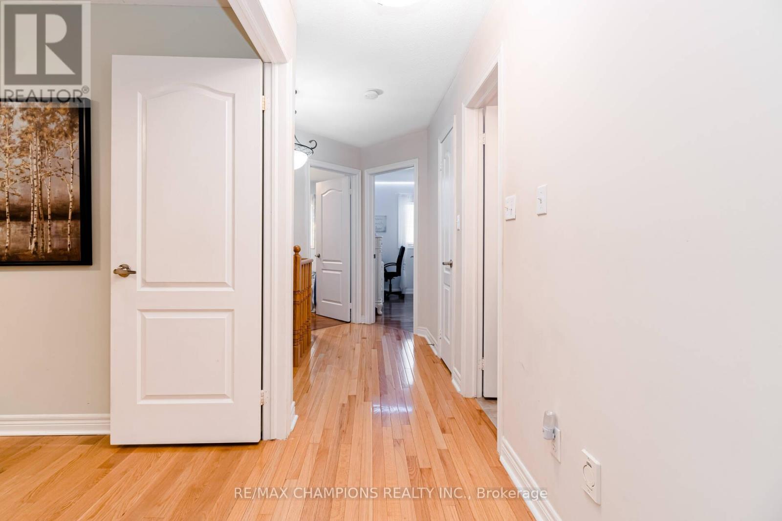 Upper - 32 Vernet Crescent, Brampton, Ontario  L6P 1Z5 - Photo 23 - W12673836