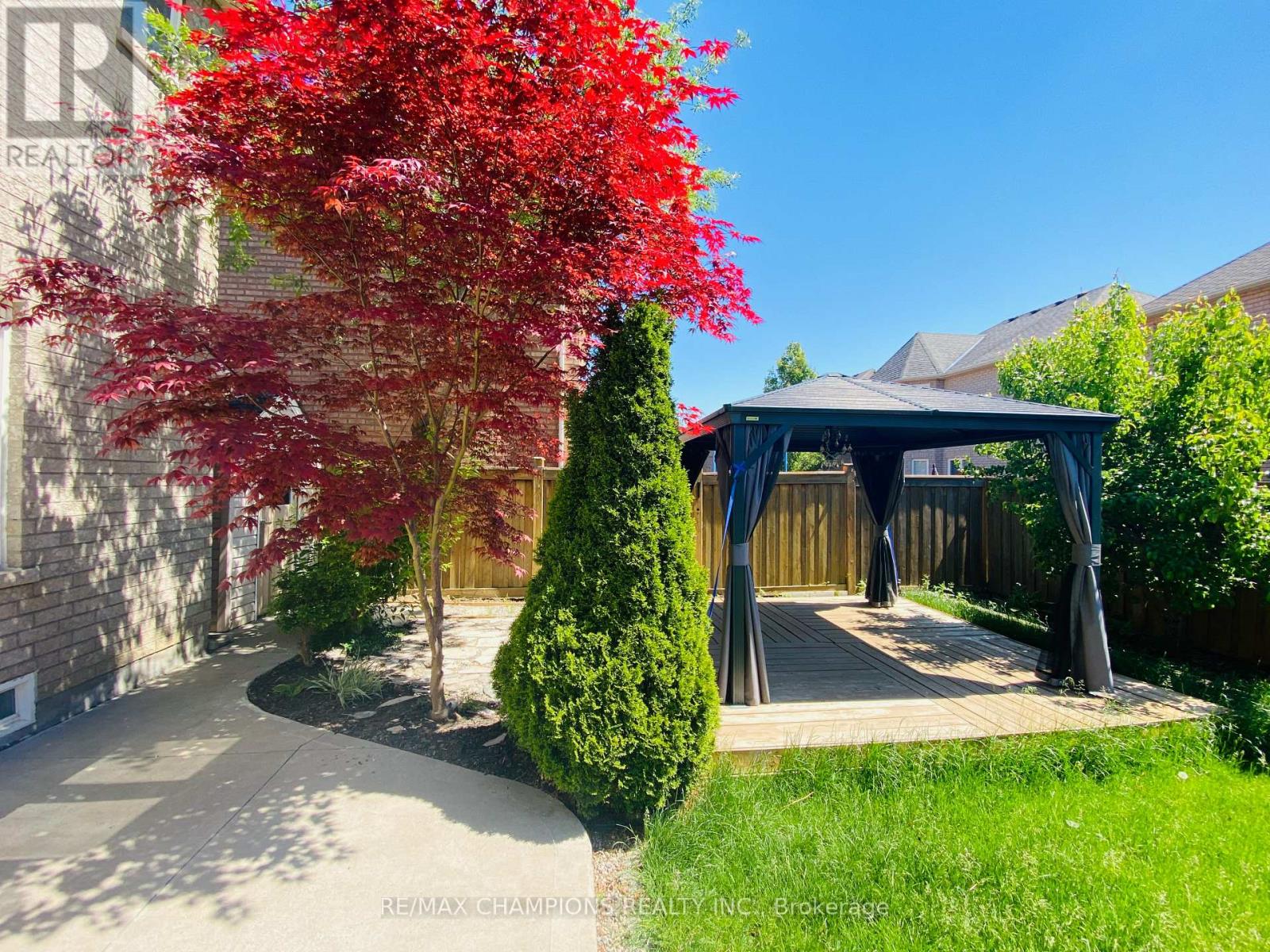 Upper - 32 Vernet Crescent, Brampton, Ontario  L6P 1Z5 - Photo 38 - W12673836