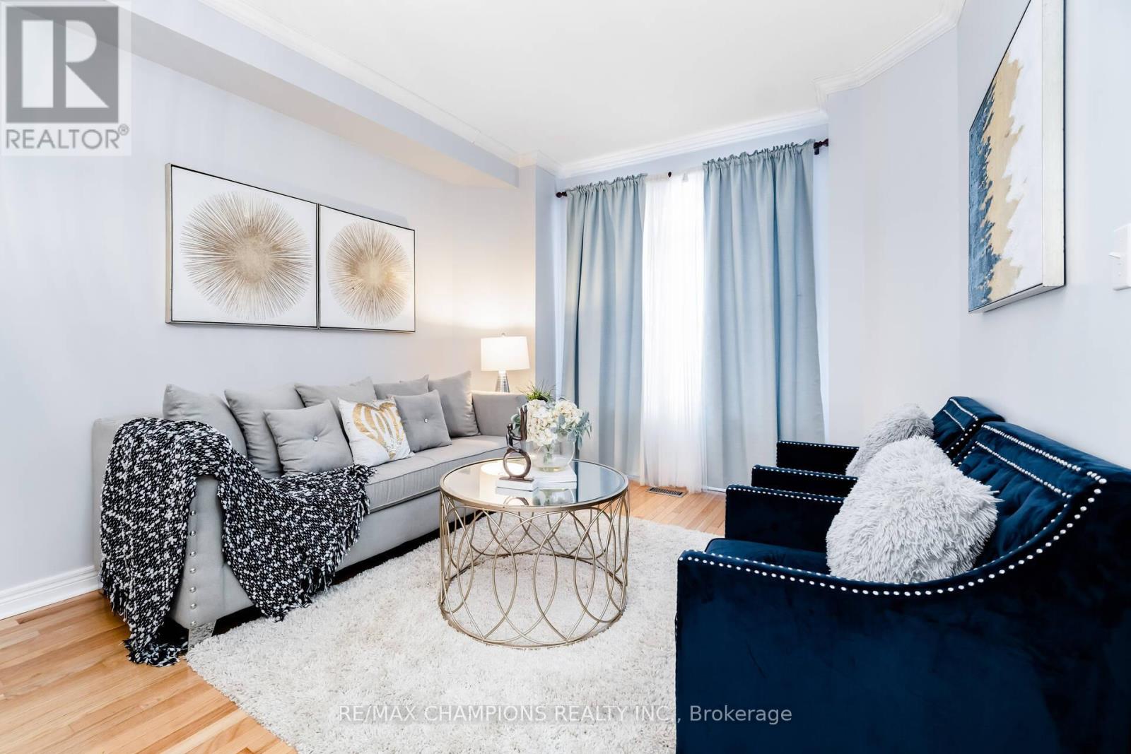 Upper - 32 Vernet Crescent, Brampton, Ontario  L6P 1Z5 - Photo 9 - W12673836