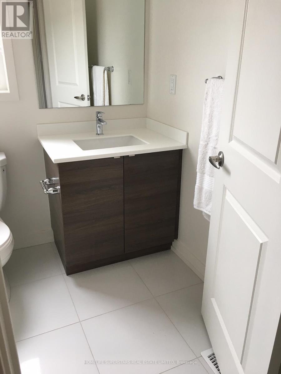 191 Squire Crescent, Oakville, Ontario  L4H 7C3 - Photo 8 - W12673850