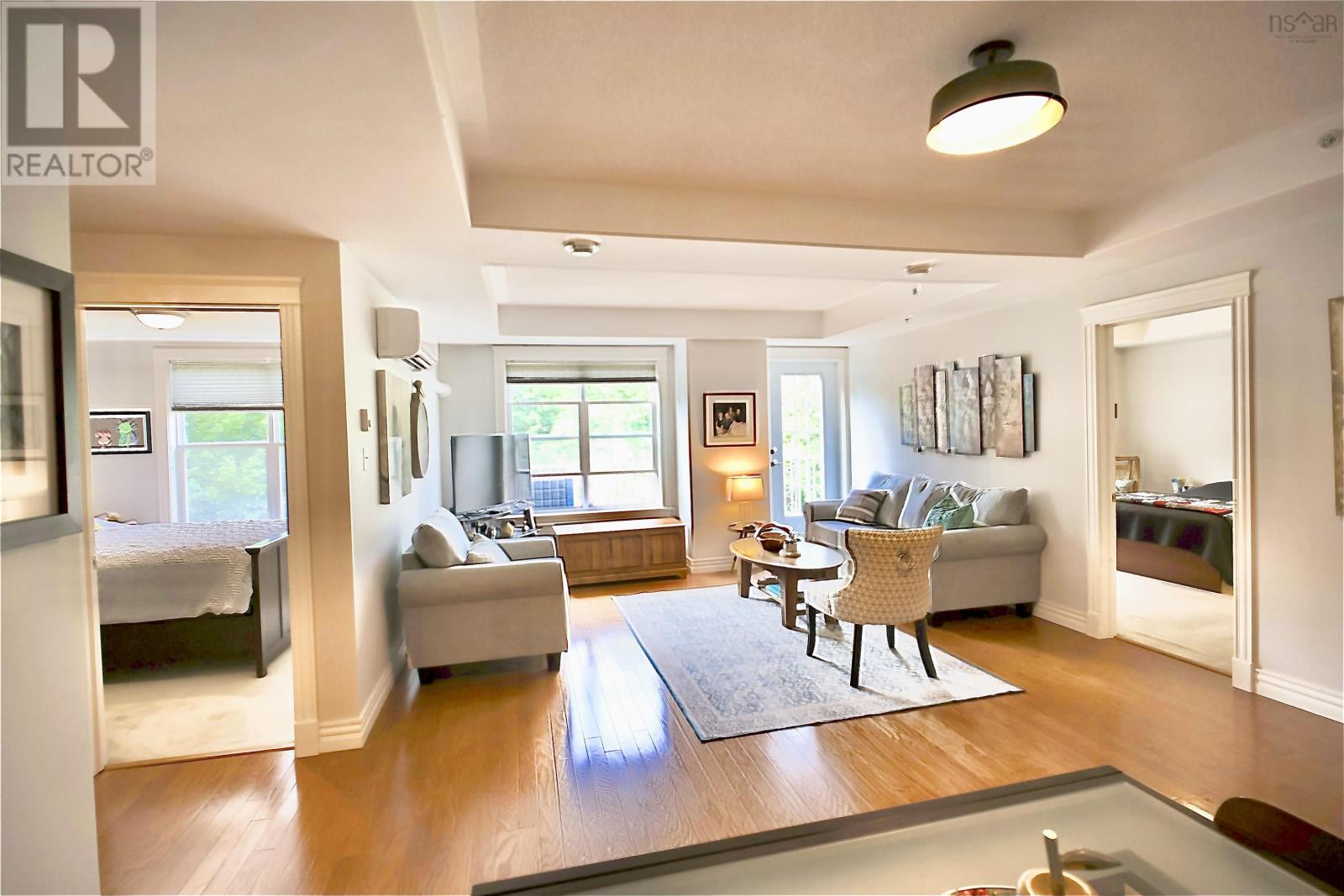 302 476 Main Street, Mahone Bay, Nova Scotia  B0J 2E0 - Photo 12 - 202600356