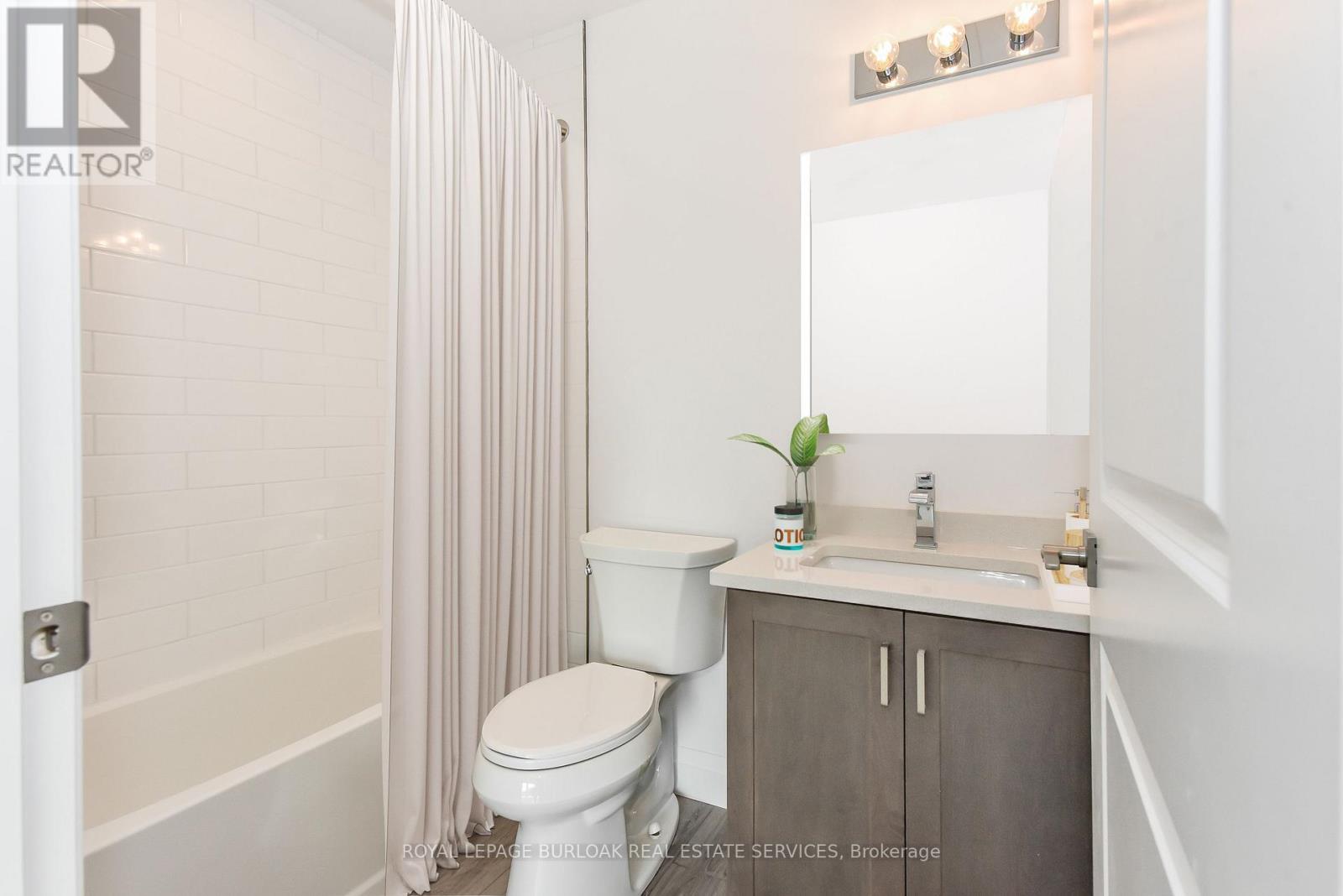 170-180 Northumberland Street, North Dumfries, Ontario  N0B 1E0 - Photo 10 - X12673684