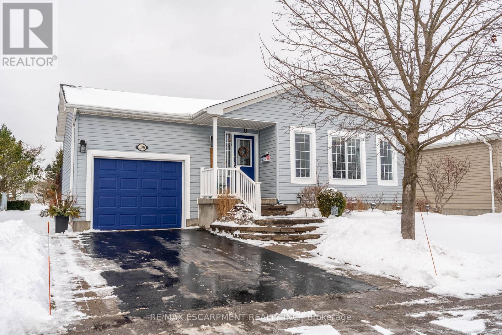 136 GLENARIFF DRIVE, Hamilton, Ontario