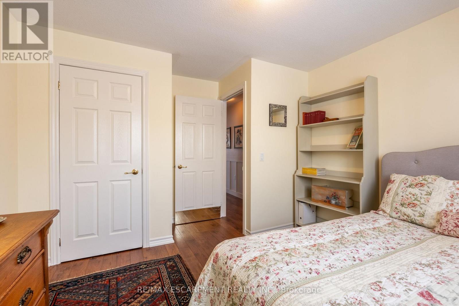 136 Glenariff Drive, Hamilton, Ontario  L8B 1A5 - Photo 28 - X12673748