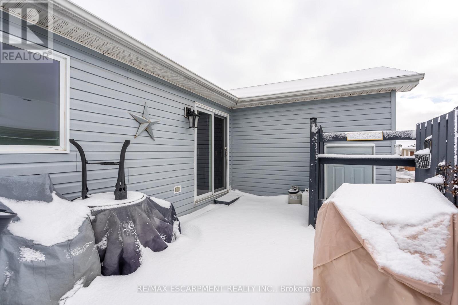 136 Glenariff Drive, Hamilton, Ontario  L8B 1A5 - Photo 39 - X12673748