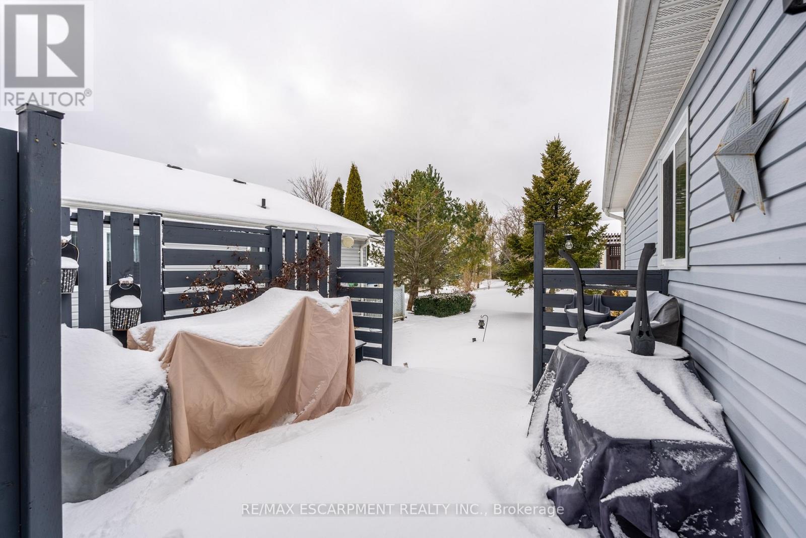 136 Glenariff Drive, Hamilton, Ontario  L8B 1A5 - Photo 40 - X12673748