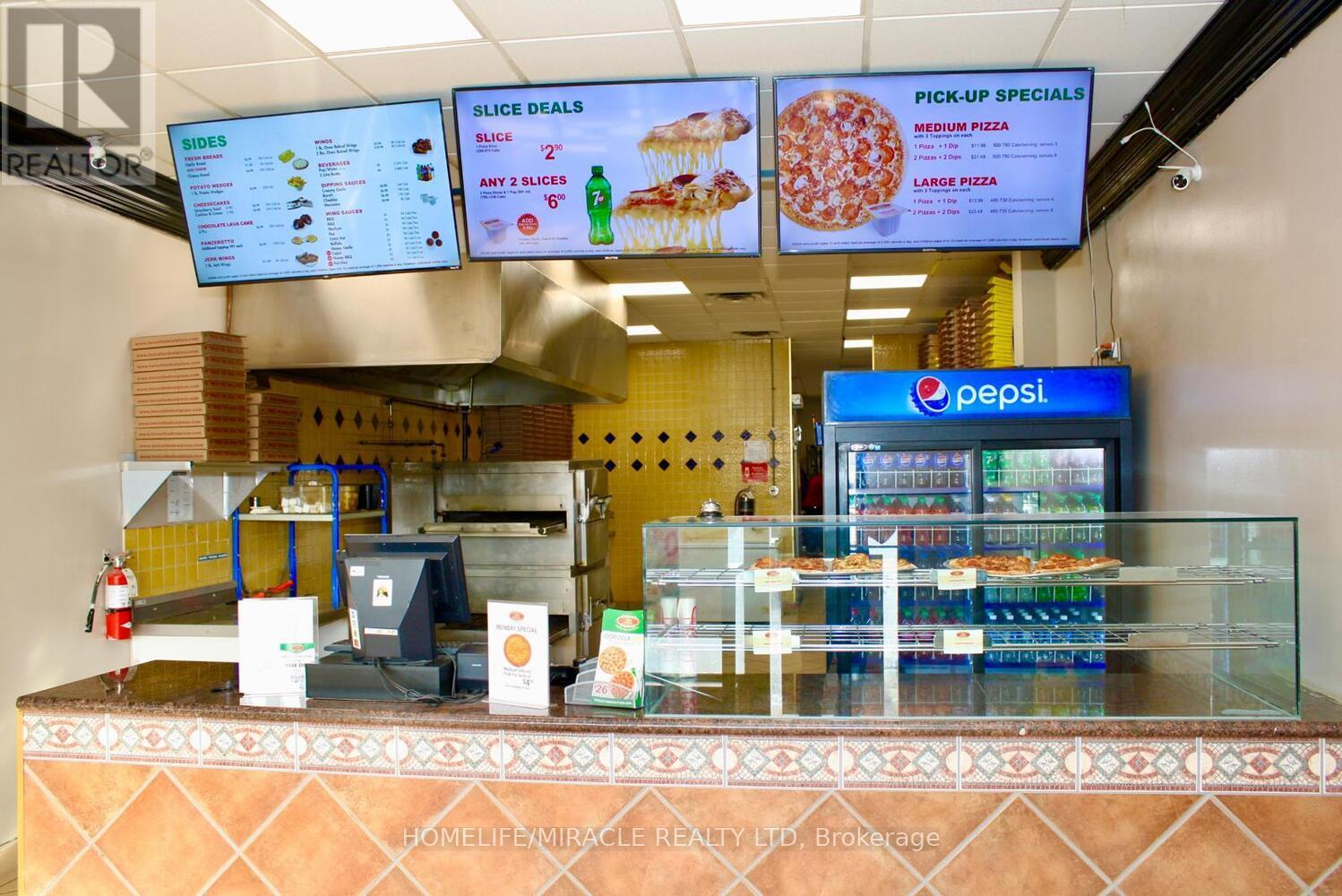 697 Queenston Road, Hamilton, Ontario  L8G 1A1 - Photo 12 - X12673754