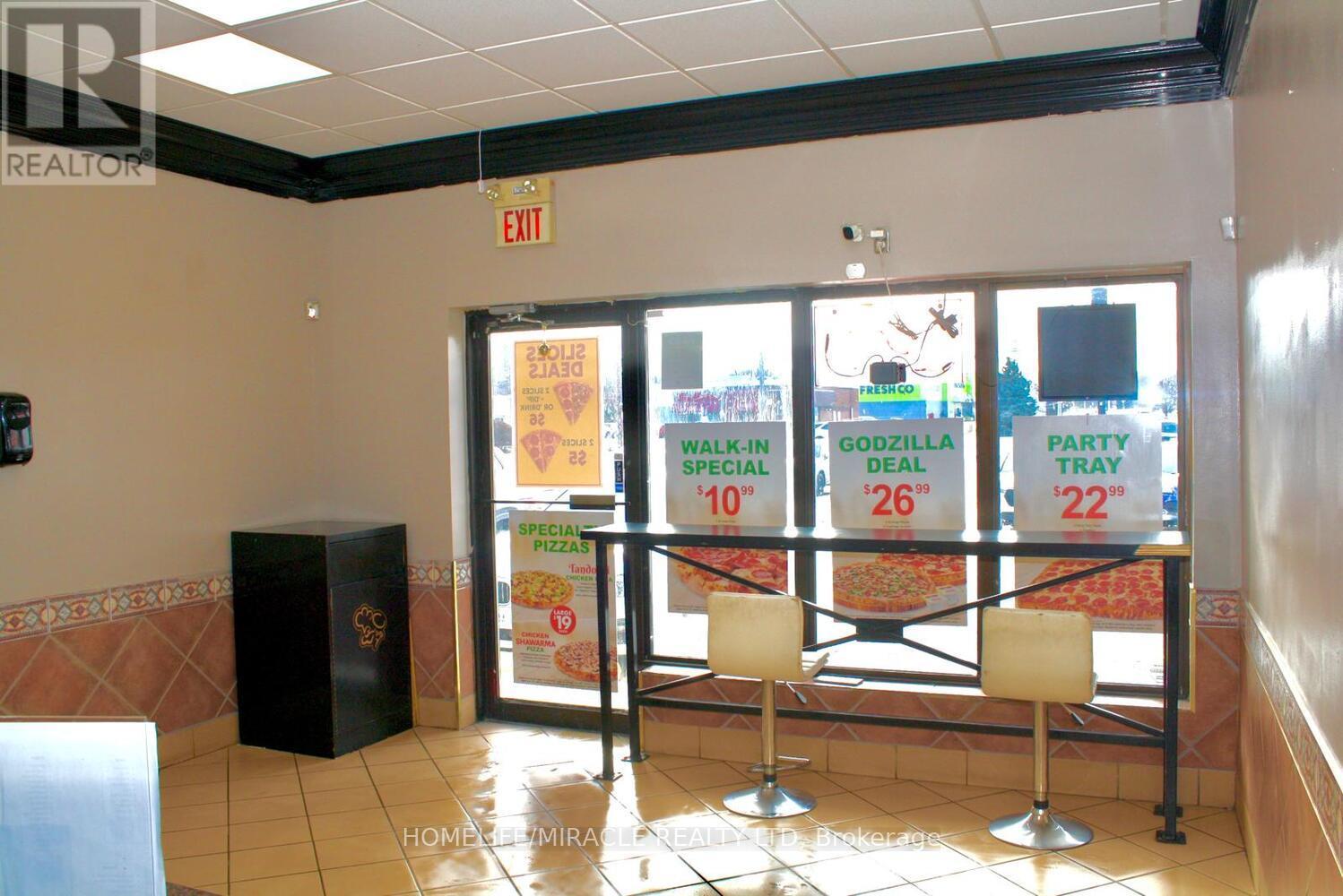 697 Queenston Road, Hamilton, Ontario  L8G 1A1 - Photo 18 - X12673754