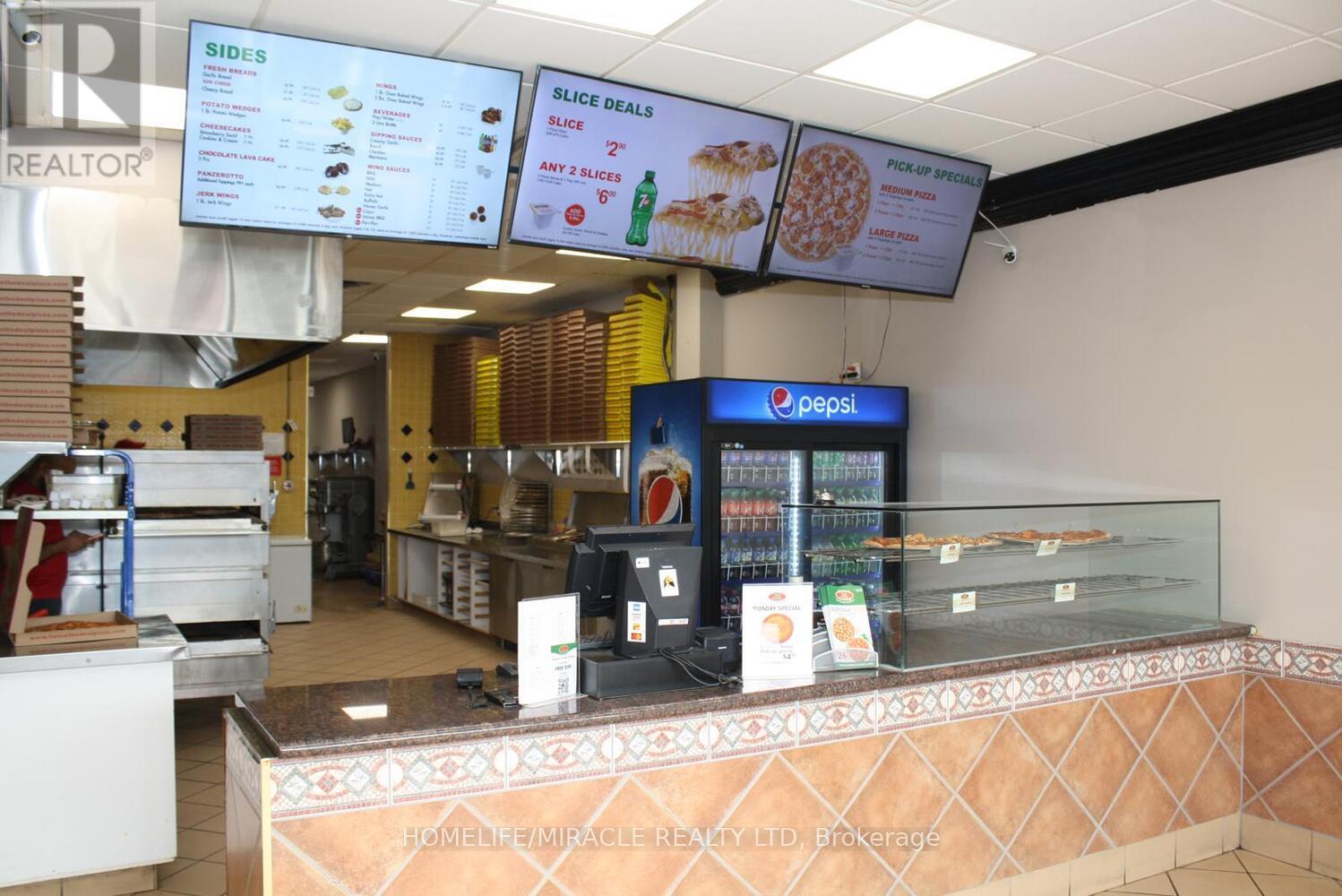 697 Queenston Road, Hamilton, Ontario  L8G 1A1 - Photo 19 - X12673754