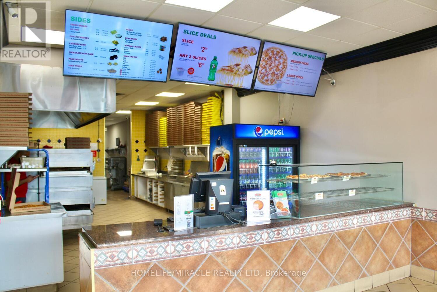 697 Queenston Road, Hamilton, Ontario  L8G 1A1 - Photo 21 - X12673754