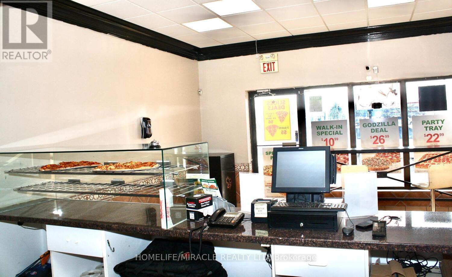 697 Queenston Road, Hamilton, Ontario  L8G 1A1 - Photo 28 - X12673754