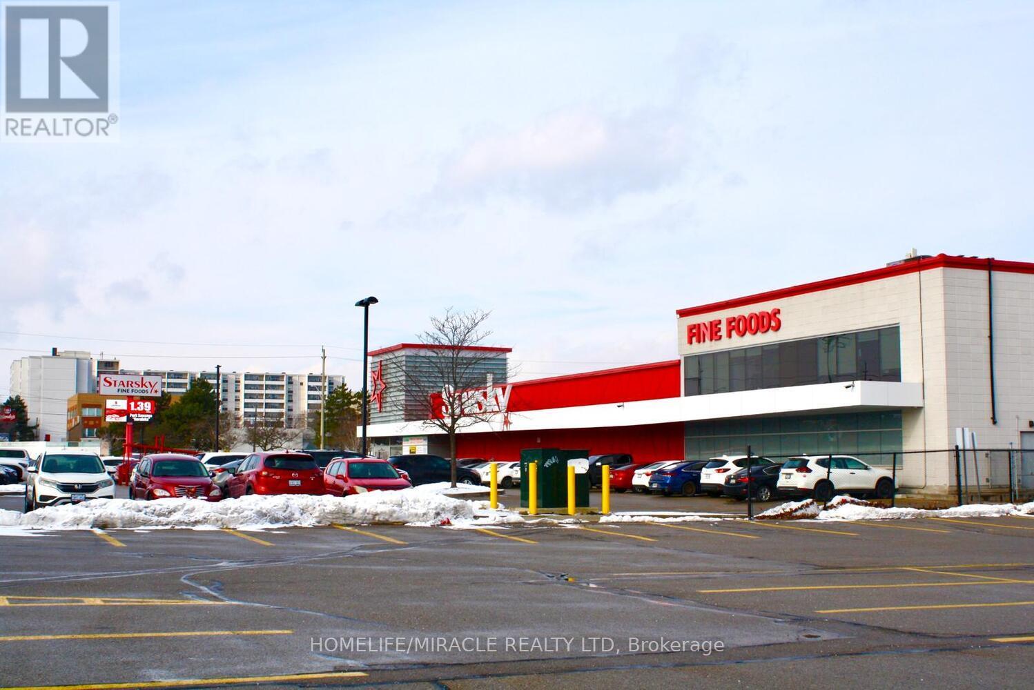 697 Queenston Road, Hamilton, Ontario  L8G 1A1 - Photo 8 - X12673754