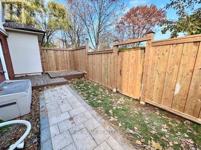 Lower - 347 Mapledene Drive, Hamilton, Ontario  L9G 2K3 - Photo 14 - X12673848