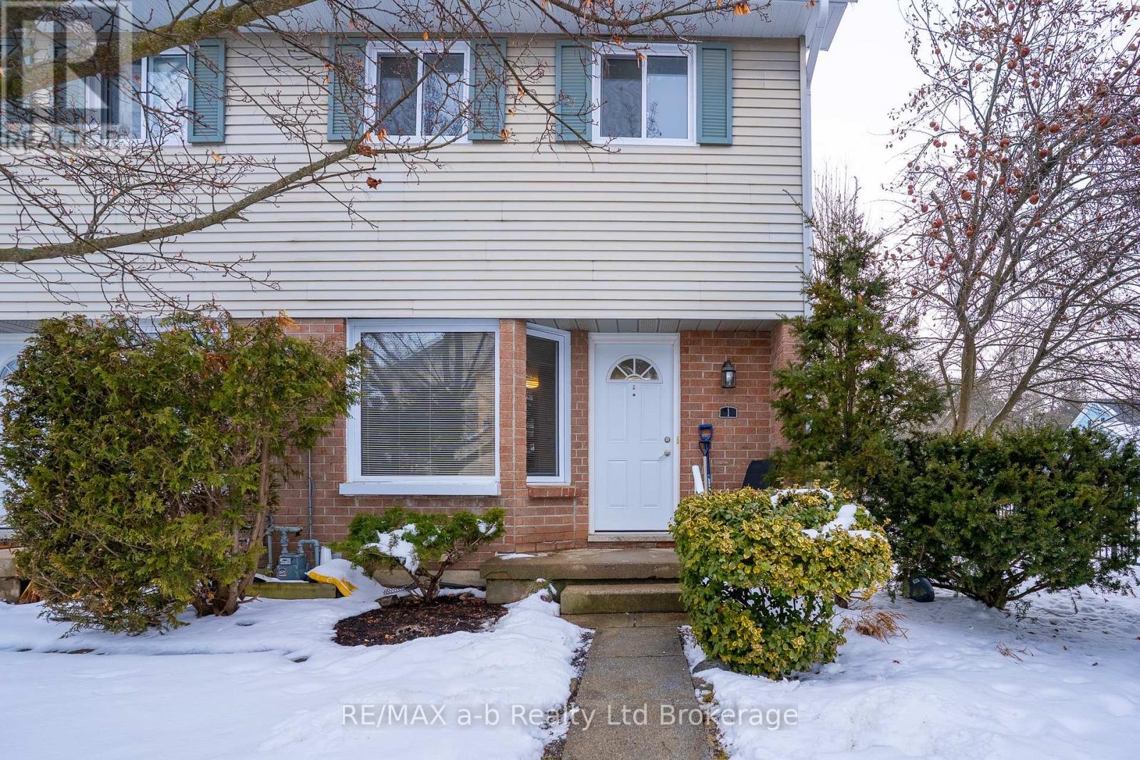 1 - 10 Dufferin Street, Norwich, Ontario N0J 1P0 - Photo 1 - X12673882