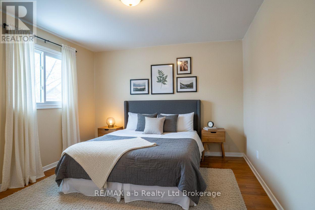 1 - 10 Dufferin Street, Norwich, Ontario N0J 1P0 - Photo 5 - X12673882