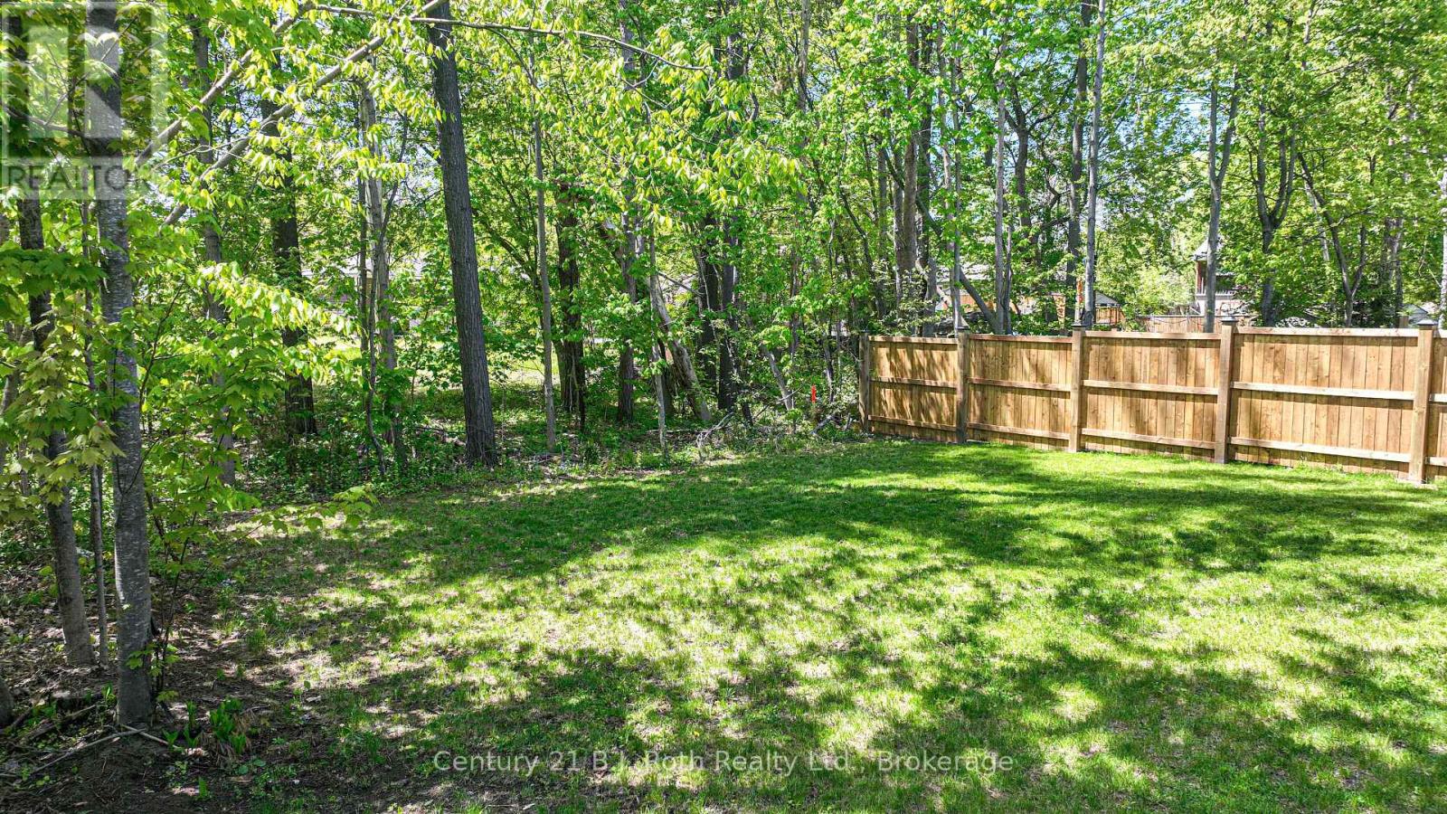 3324 Bramshott Avenue, Severn (West Shore), Ontario  L3V 0V9 - Photo 7 - S12673936