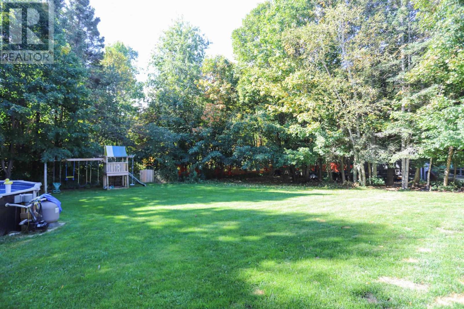 797 Fifth Lin E, Sault Ste. Marie, Ontario  P6A 6J8 - Photo 49 - SM260039