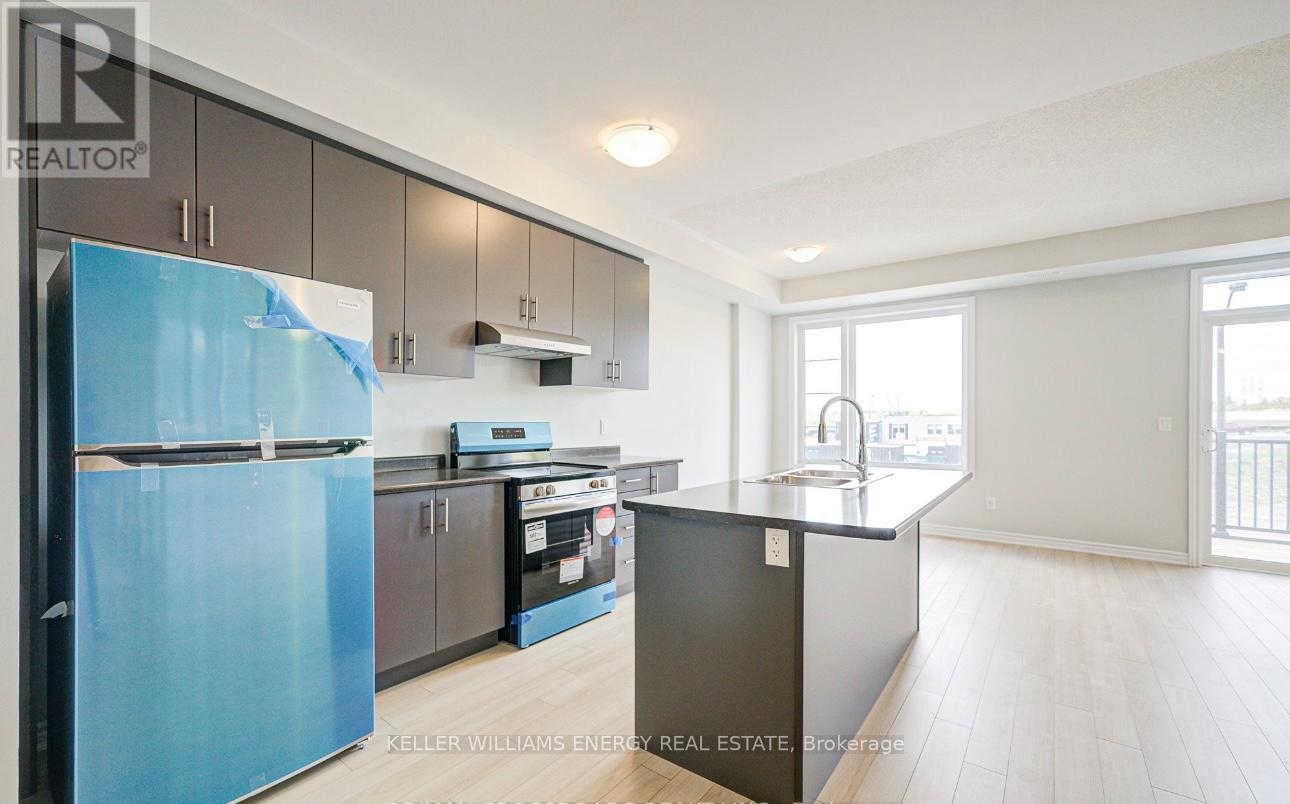 1210 Greentree Path, Oshawa, Ontario  L1H 8L7 - Photo 10 - E12673878