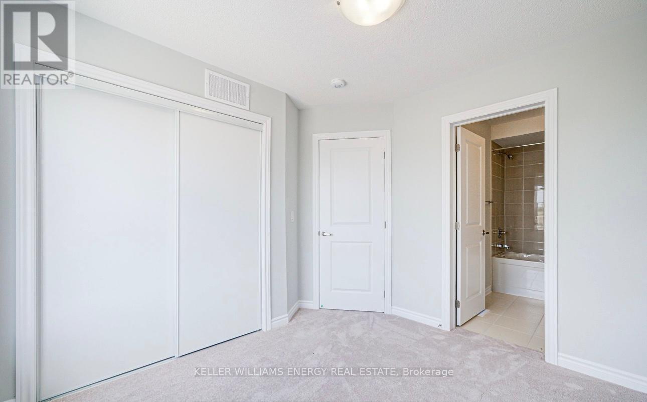 1210 Greentree Path, Oshawa, Ontario  L1H 8L7 - Photo 19 - E12673878