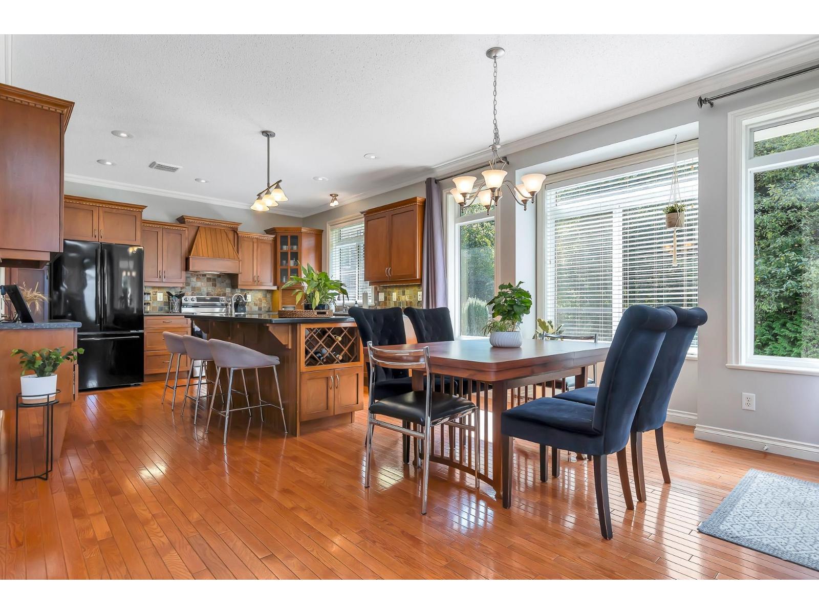 5637 Thom Creek Drive, Promontory, Chilliwack, British Columbia  V2R 5Z6 - Photo 12 - R3076563