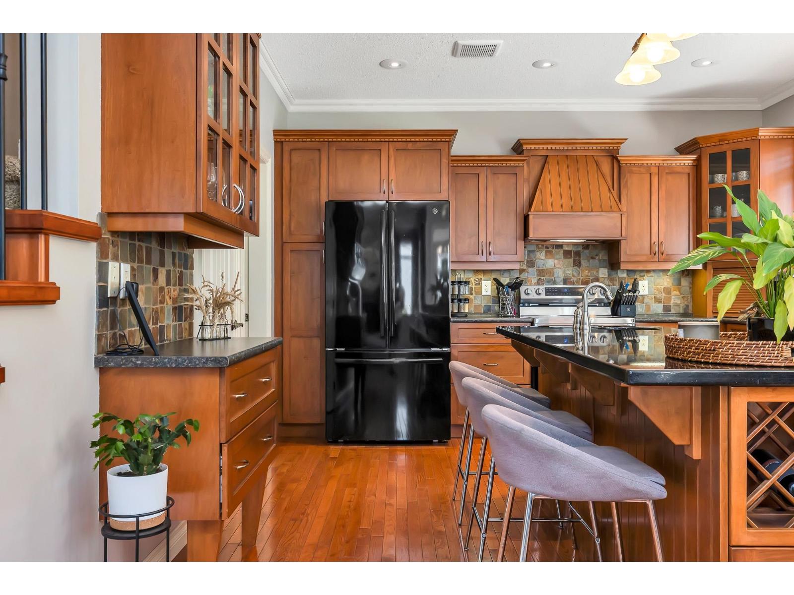 5637 Thom Creek Drive, Promontory, Chilliwack, British Columbia  V2R 5Z6 - Photo 5 - R3076563