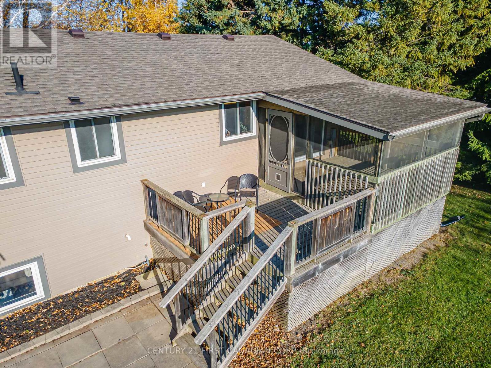 70986 B Line, South Huron, Ontario  N0M 1T0 - Photo 43 - X12673894