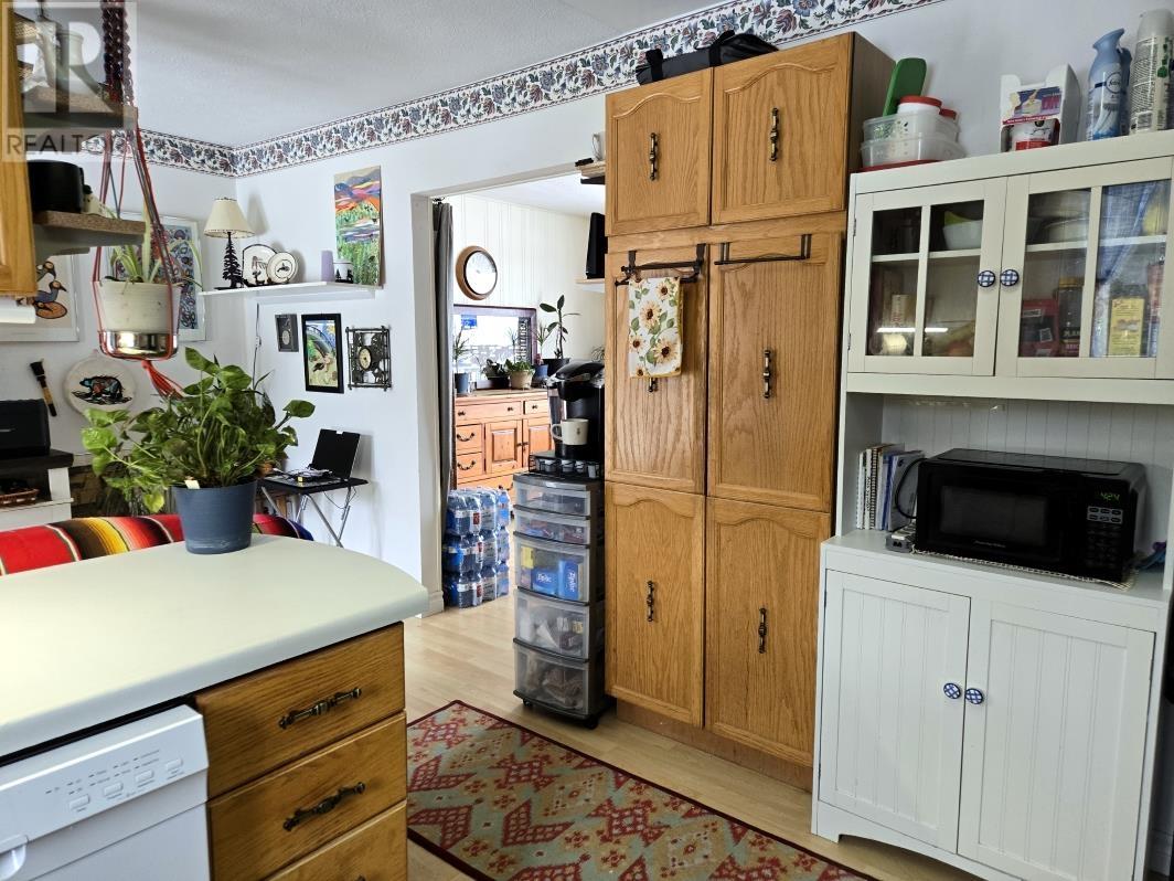 4 Fisher Ave, Manitouwadge, Ontario  P0T 2C0 - Photo 16 - TB250583