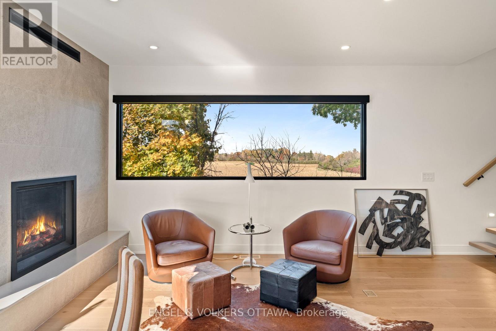 127 Peridot Private, Ottawa, Ontario  K2C 3M3 - Photo 4 - X12673888